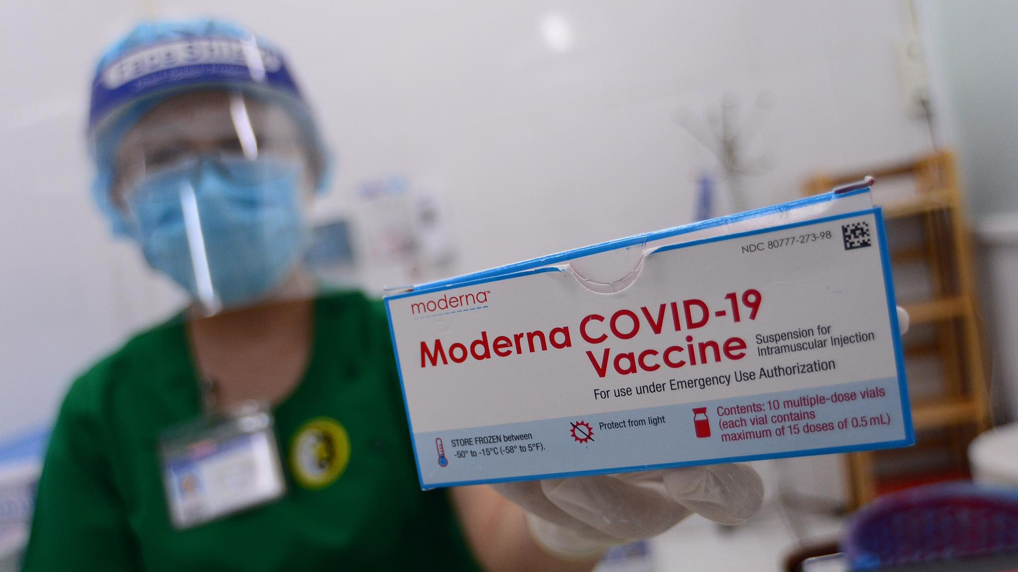 Moderna COVID-19 vaccine dearth worries first dose recipients in Ho Chi Minh City
