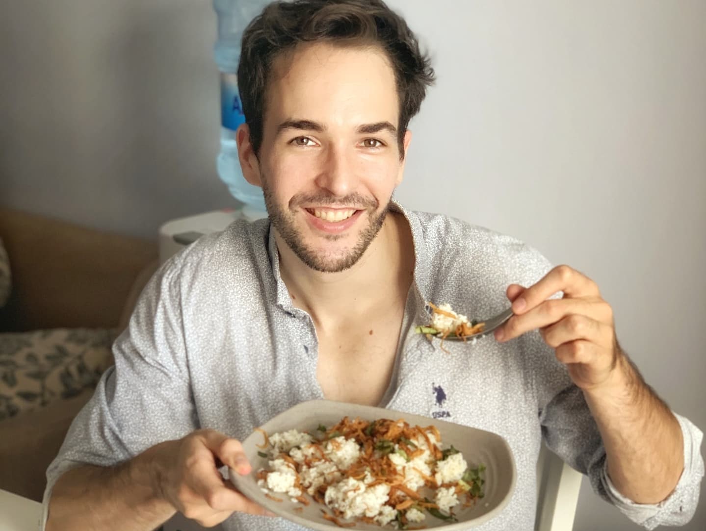 Frenchman earns massive local fandom thanks to his love of Vietnamese food