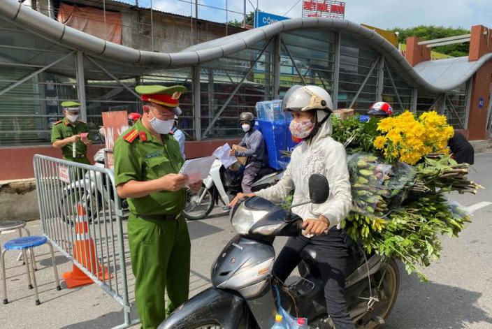 Vietnam capital Hanoi to ease coronavirus curbs this week