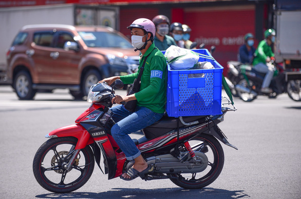 COVID-19 pandemic sets Vietnamese consumers, retailers on path to digital: study