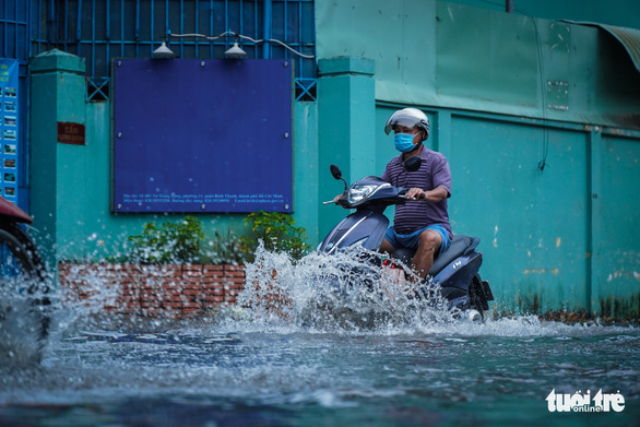 Ho Chi Minh City inundated following heavy rains