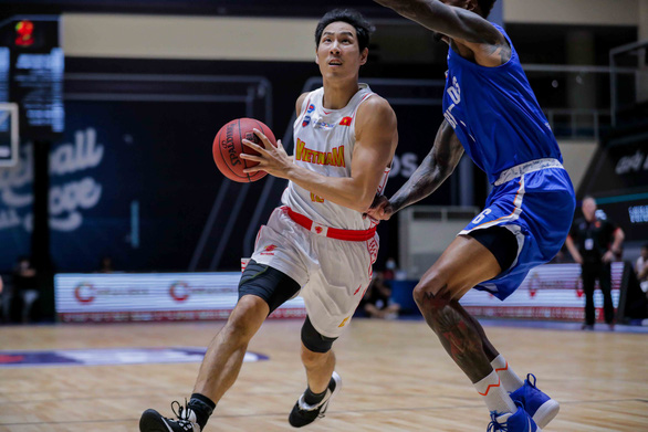 Vietnamese national basketball team suffers massacre as key players missing at VBA Premier Bubble Games
