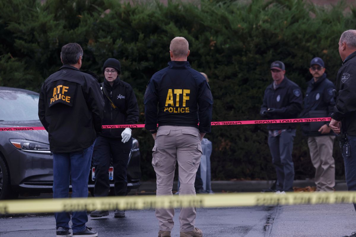 Gunman in Idaho shopping mall shooting spree dies of injuries