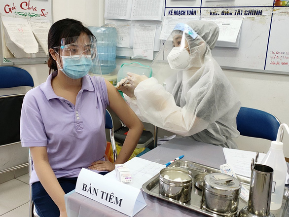 Vietnam’s health authorities prepare for COVID-19 booster shots