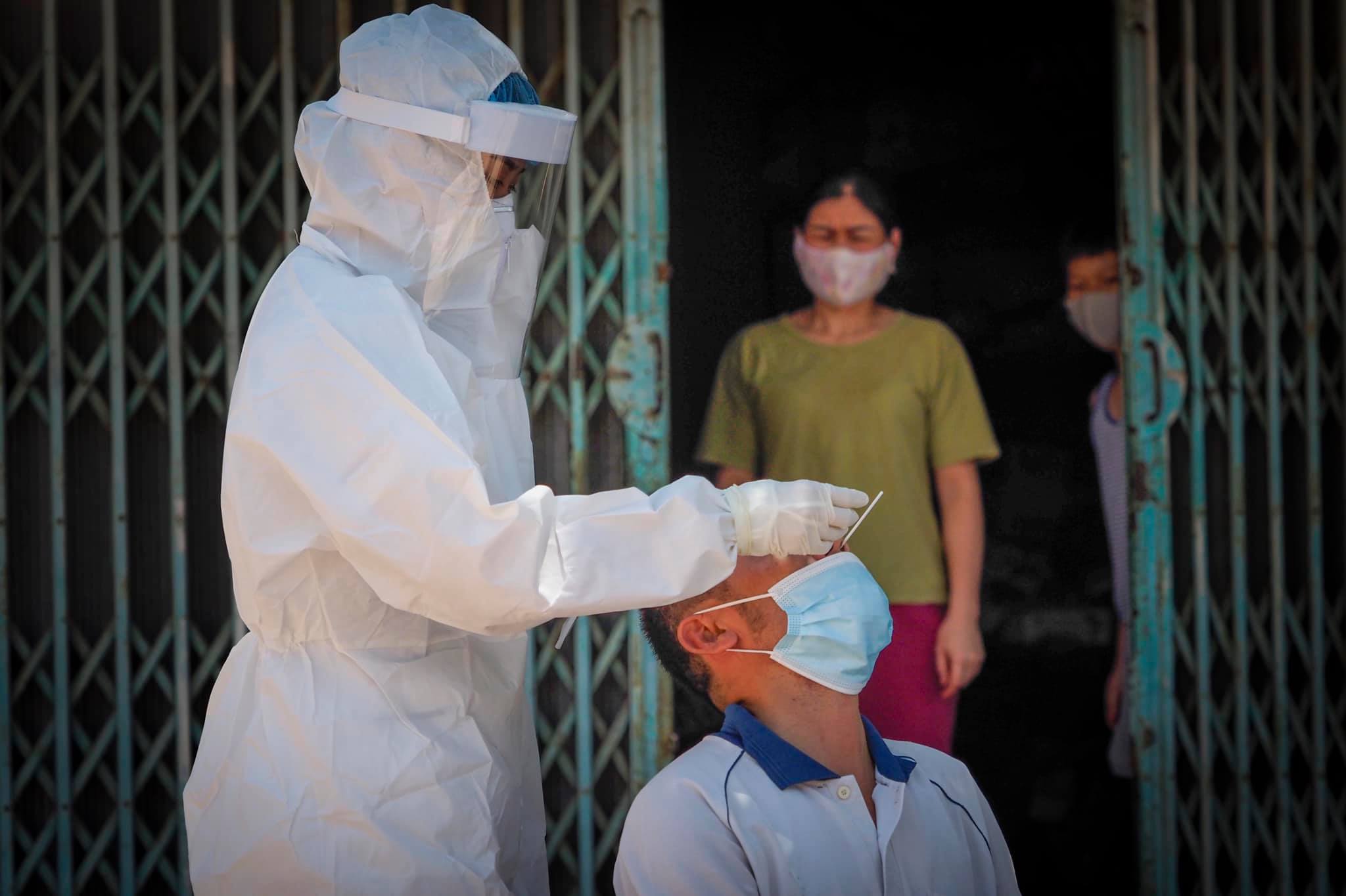 Vietnamese province locks down entire district after detecting 20 coronavirus cases