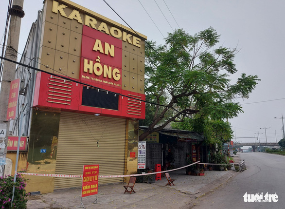 Karaoke bar fined for breaching coronavirus control measures in Vietnam