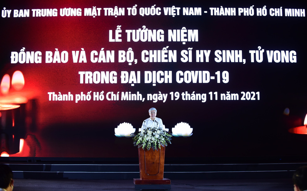 Do Van Chien, chairman of the Central Committee of the Vietnam Fatherland Front, is seen speaking at the commemorative service in Ho Chi Minh City on November 19, 2021.