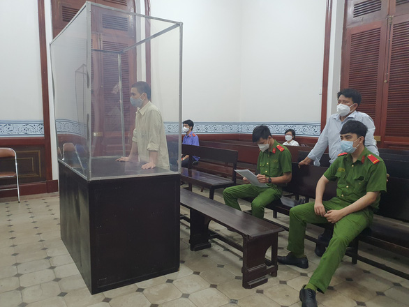 Vietnamese employee electrocutes boss in unsuccessful murder attempt