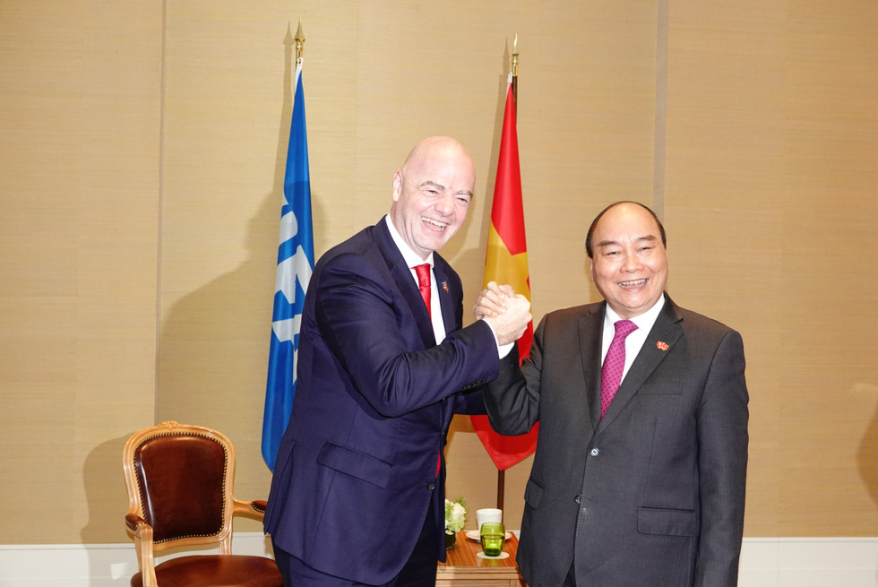 Vietnam's State President Nguyen Xuan Phuc meets with FIFA President