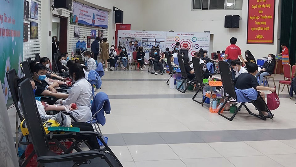 Northern Vietnam’s blood bank running out as donations postponed due to COVID-19