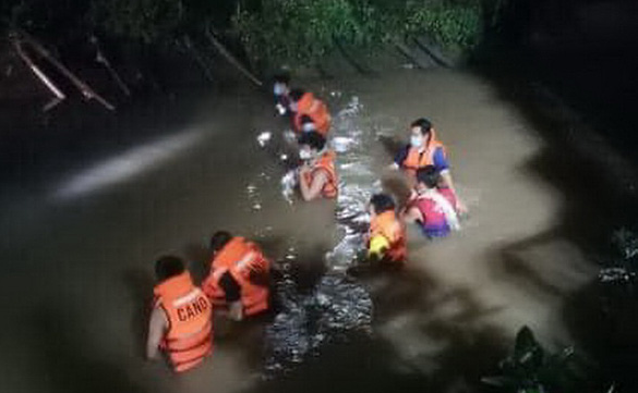 Siblings drown after slipping into canal in south-central Vietnam