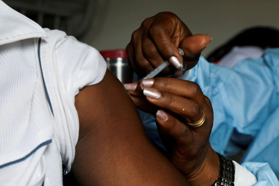 'Extreme' vaccine discrimination risks leaving Africa behind: report