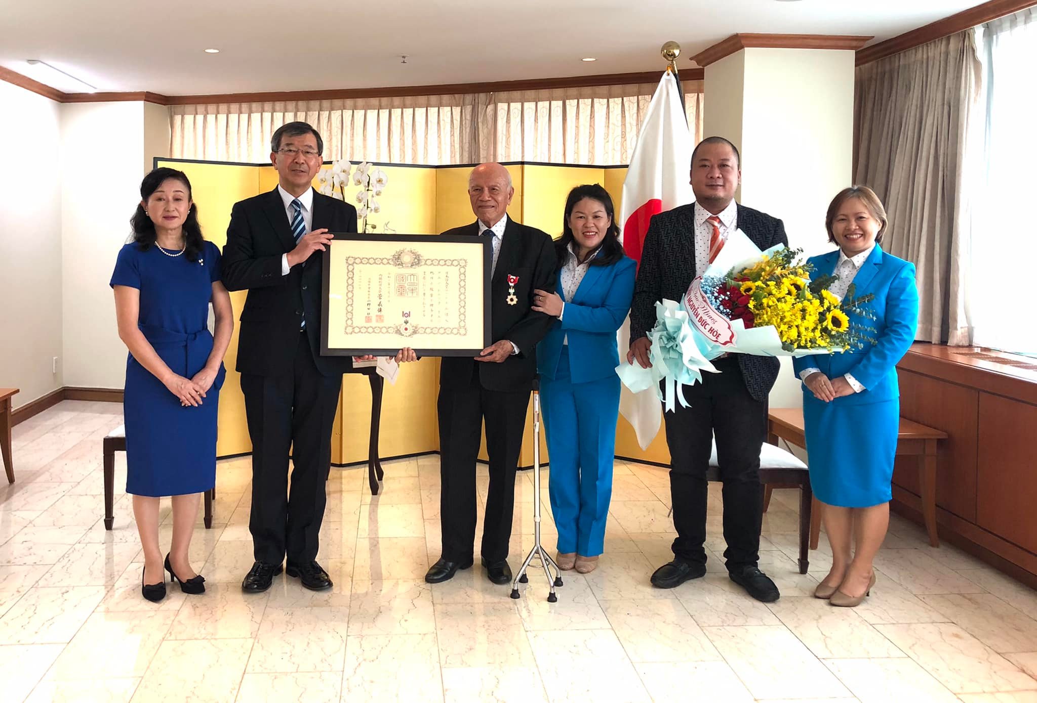 Japan awards Order of the Rising Sun to Vietnam’s former language center principal