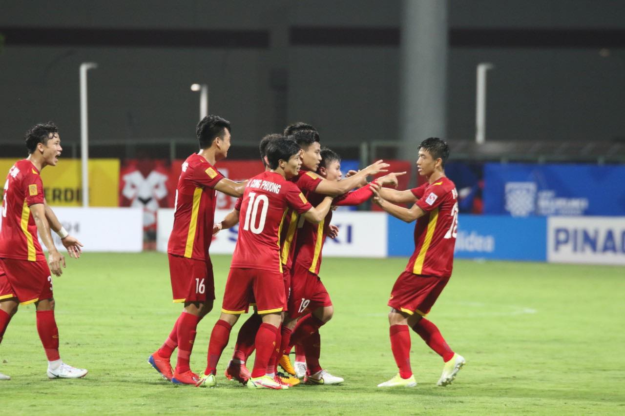 Vietnam overpower Malaysia in AFF Suzuki Cup