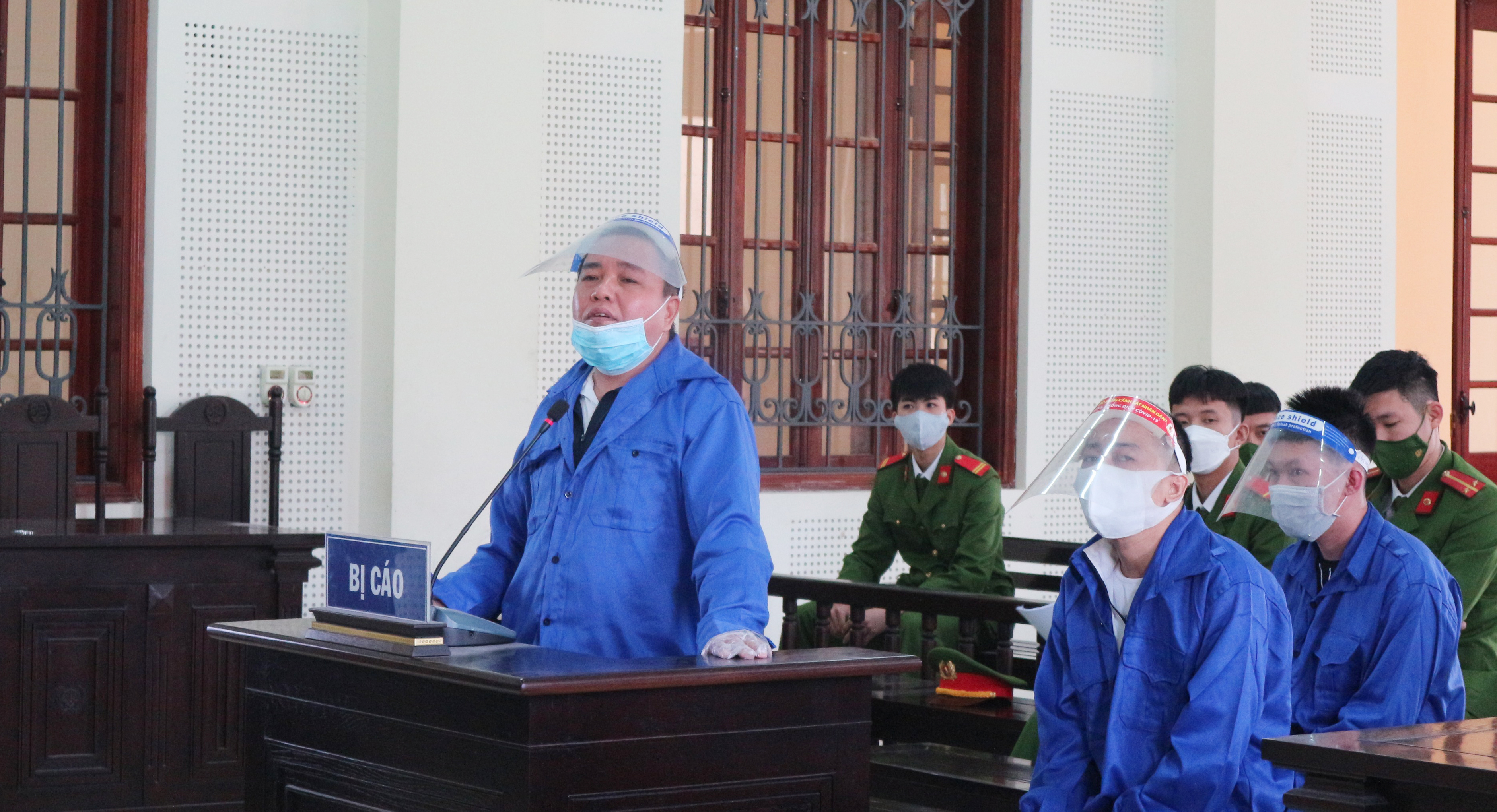 Two men get death sentence for trading 6.6kg of heroin in Vietnam