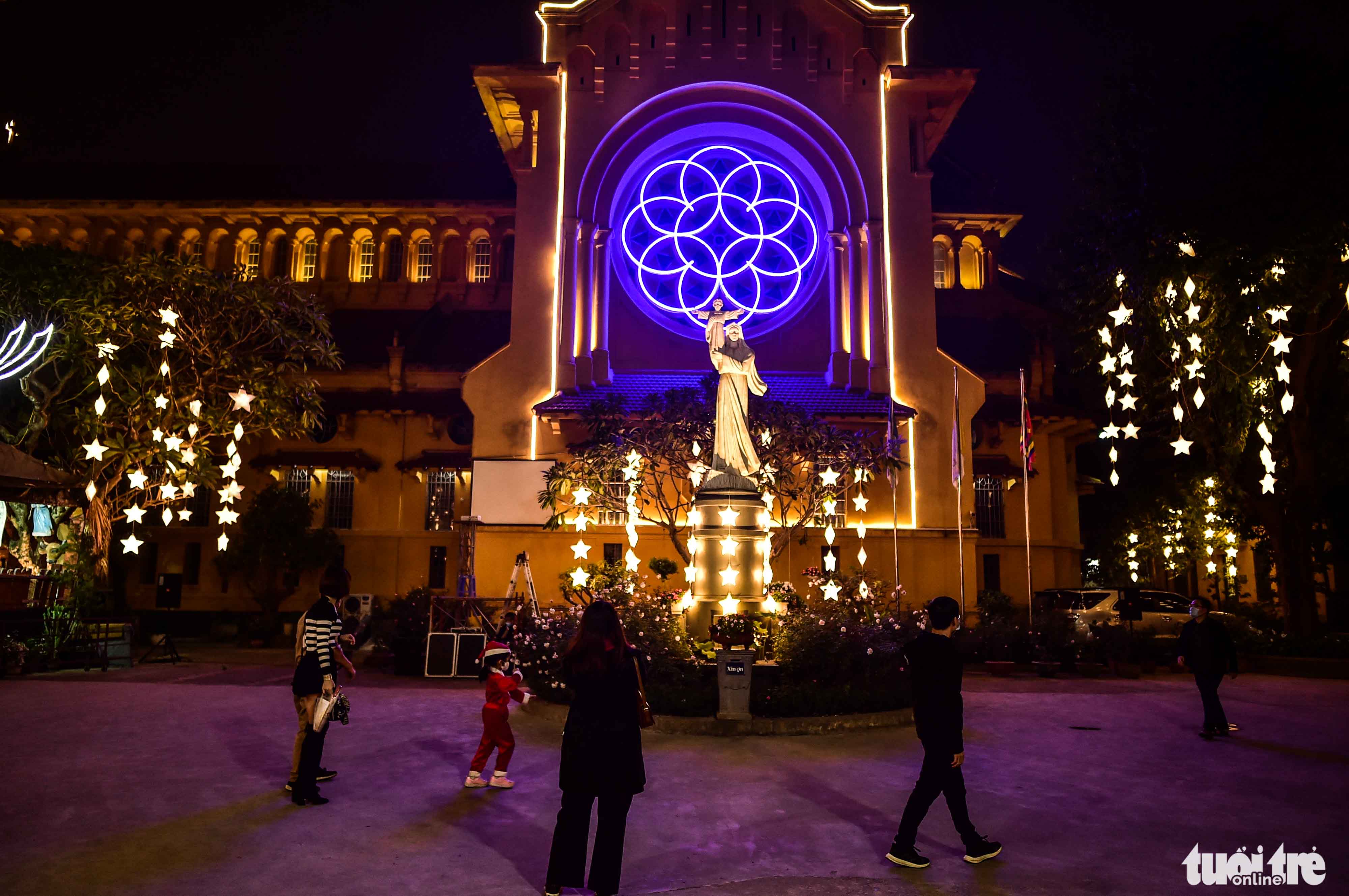 Cua Bac Cathedral turns quiet in Hanoi, December 24, 2021. Photo: Dat Quan / Tuoi Tre