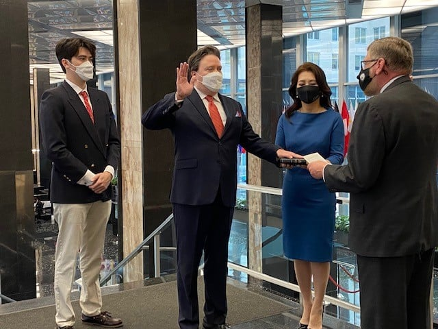 Marc Knapper sworn in as new US ambassador to Vietnam