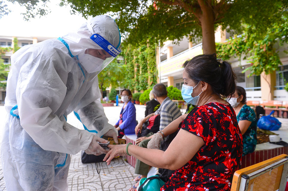 Vietnam registers 25,842 new coronavirus cases, 28,369 hospital discharges