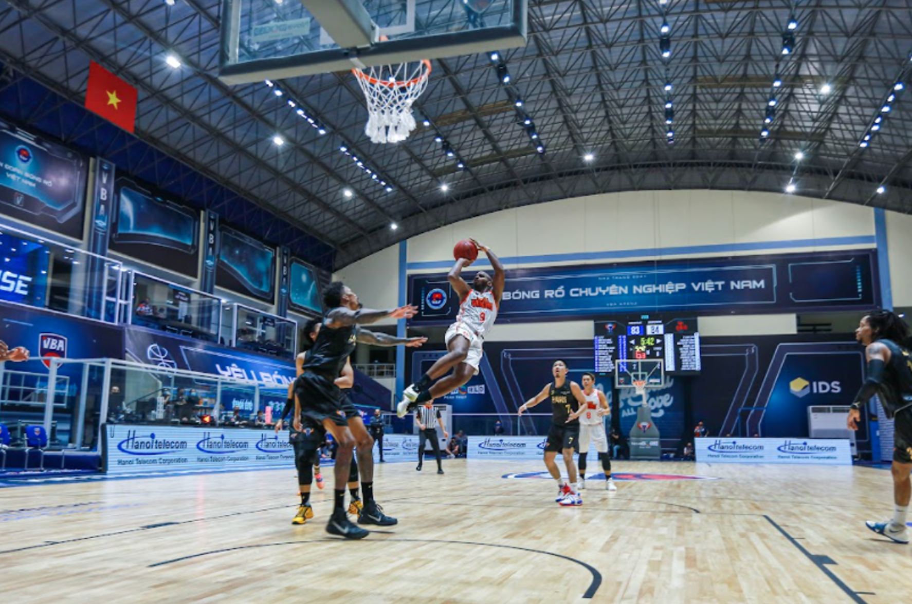 Fans await new basketball tournament in Vietnam’s ‘new normal’