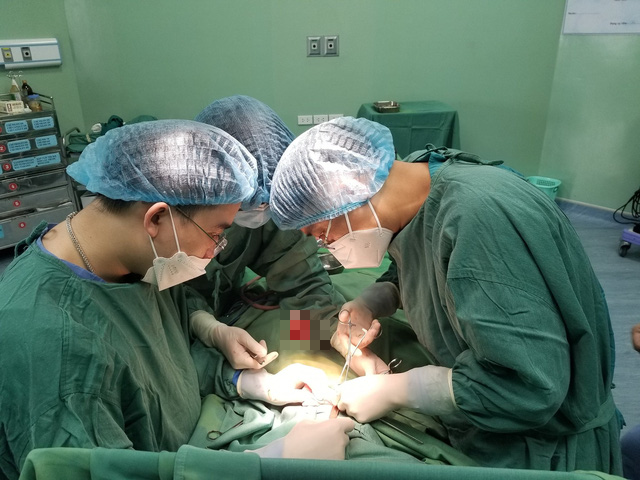 Vietnamese doctors remove 25 magnetic toy balls from 37-month-old baby’s abdomen