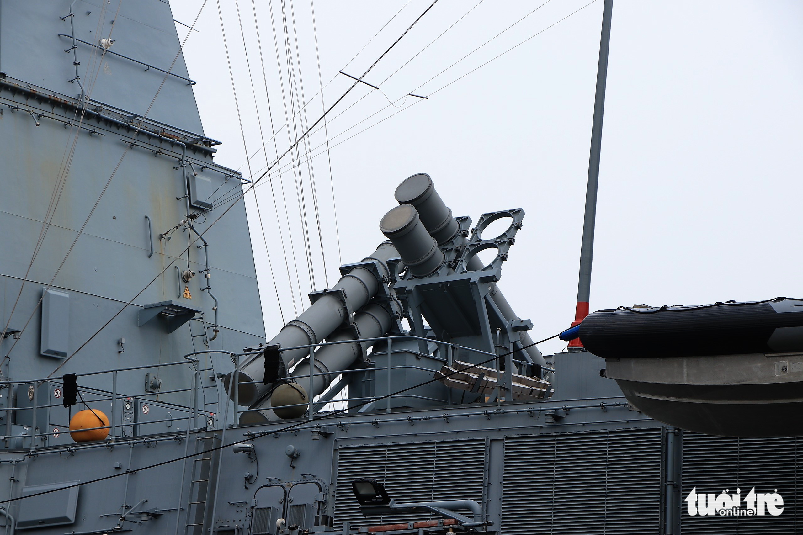 An anti-ship missile launcher on the frigate Bayern. Photo: Duy Linh / Tuoi Tre