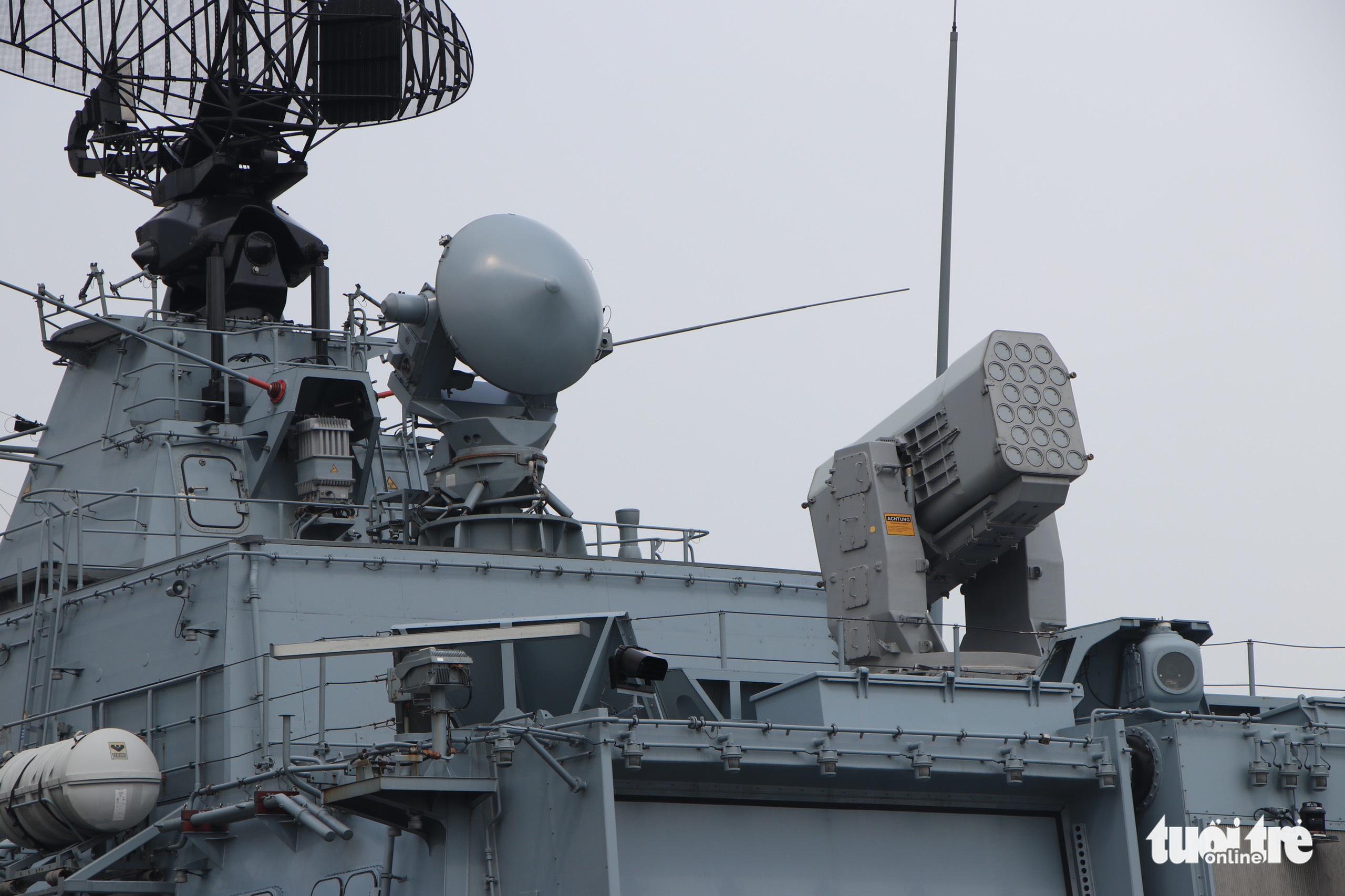 An anti-aircraft missile launcher on the frigate Bayern. Photo: Duy Linh / Tuoi Tre