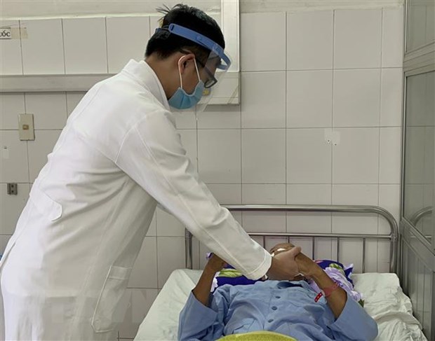 Vietnamese hospital saves depressed patient after self-harming with nails