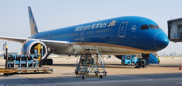 Vietnam Airlines to resume regular flights to UK, France, Germany, Russia