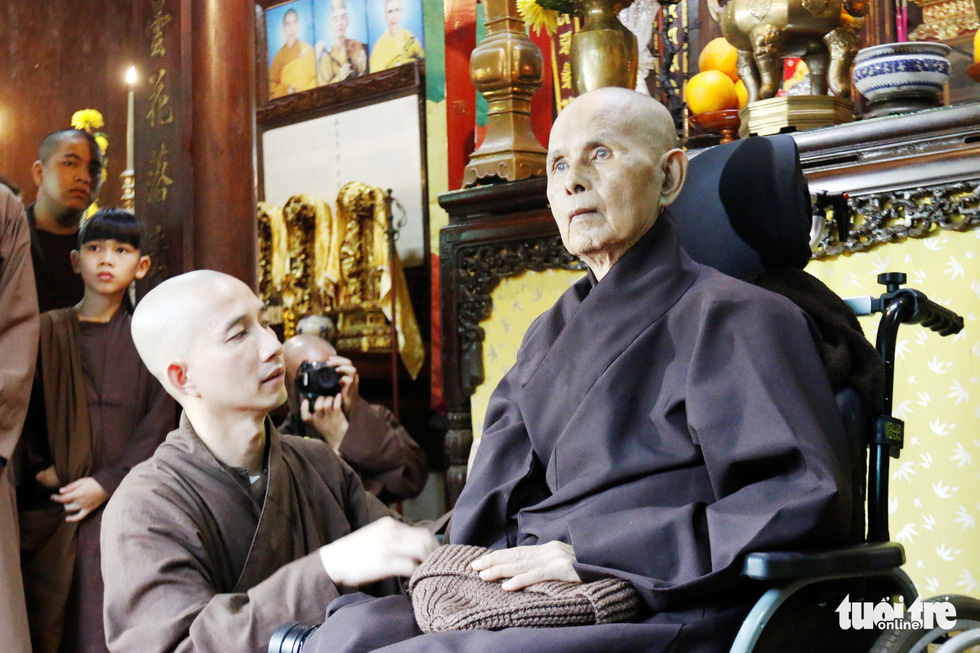 Zen master Thich Nhat Hanh is seen when he returned from Thailand to Tu Hieu Temple in Vietnam’s central Hue City in 2018. Photo: Nhat Linh / Tuoi Tre