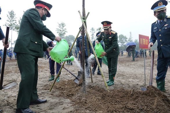 Vietnam’s defense ministry aims to plant 3.3mn trees this year
