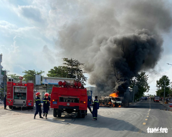 Vietnamese minister commends driver for steering burning fuel truck away from filling station