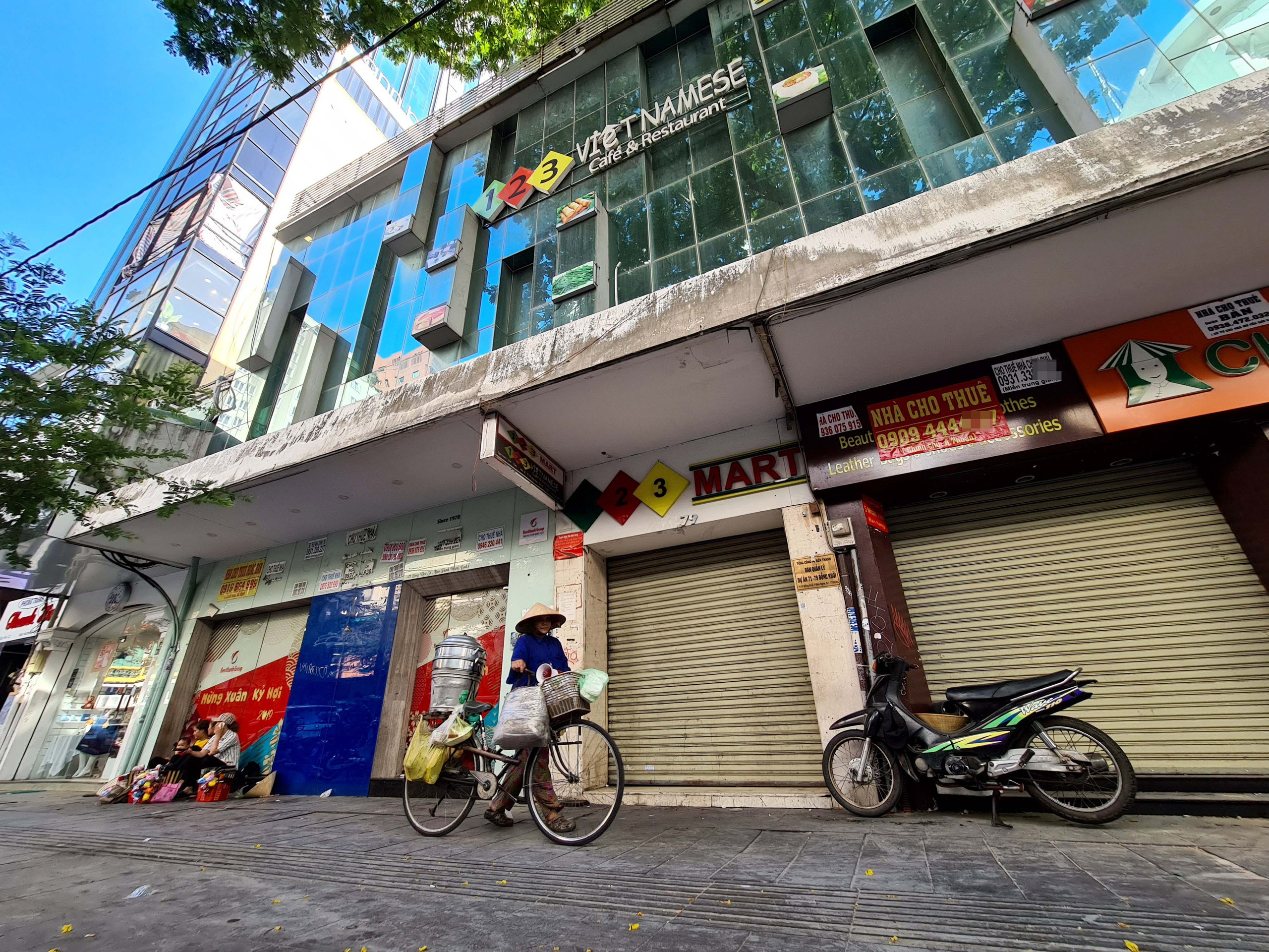 A commercial space is for rent on Dong Khoi Street in District 1, Ho Chi Minh City,  2020. Photo: Ngoc Hien / Tuoi Tre