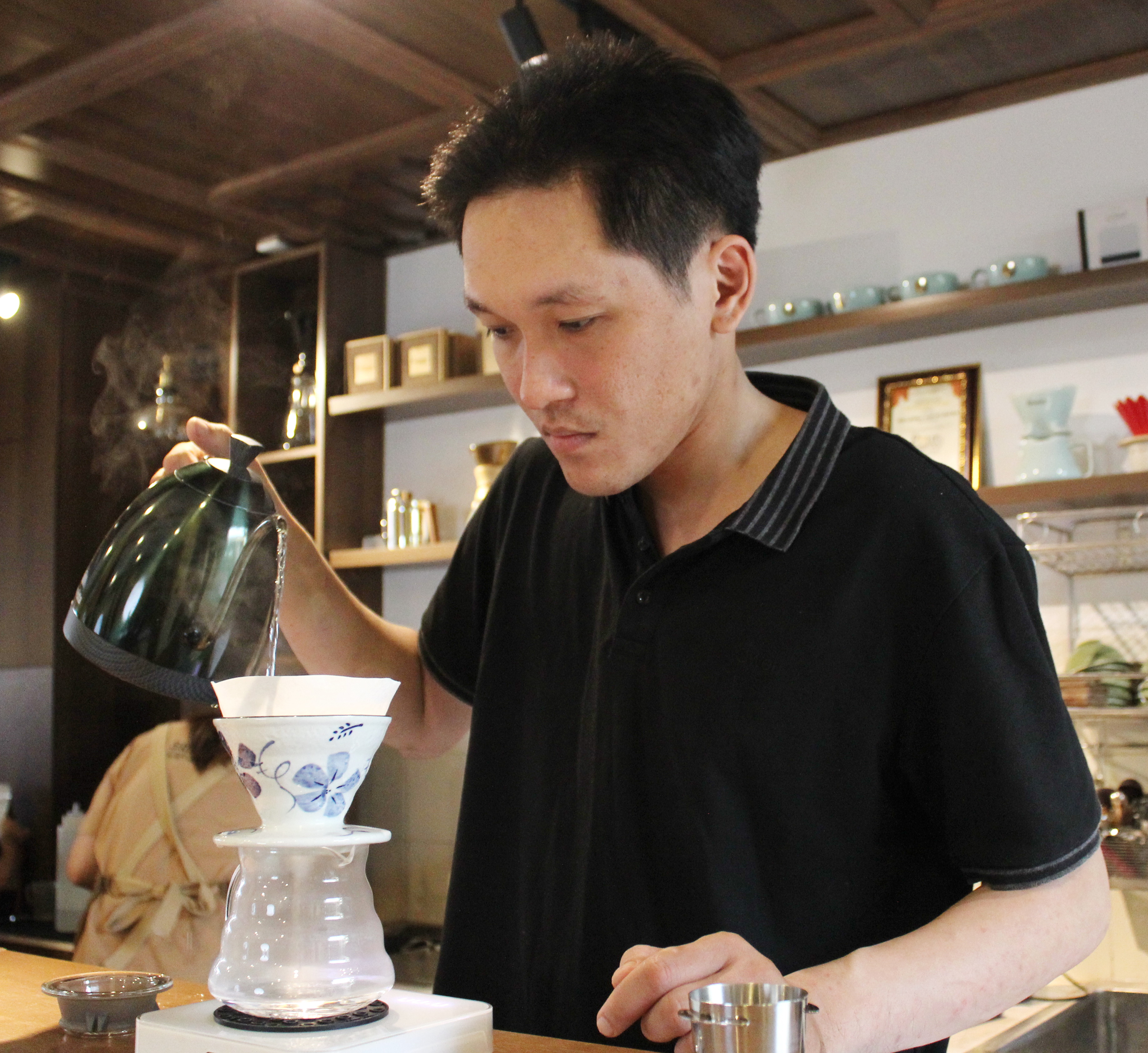 Young Vietnamese spreads coffee passion with big dreams