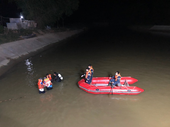 Bodies of five drowned schoolgirls in Vietnam recovered