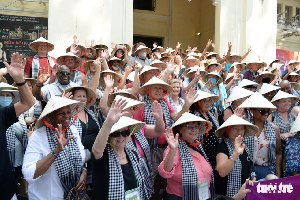 Ho Chi Minh City welcomes some 130 American tourists