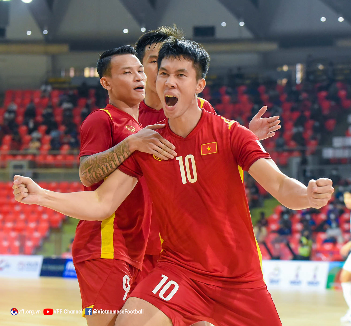 Vietnam’s Thinh Phat celebrates a goal in their third-place playoff match against Myanmar at the AFF Futsal Championship in Thailand, April 10, 2022. Photo: Vietnam Football Federation
