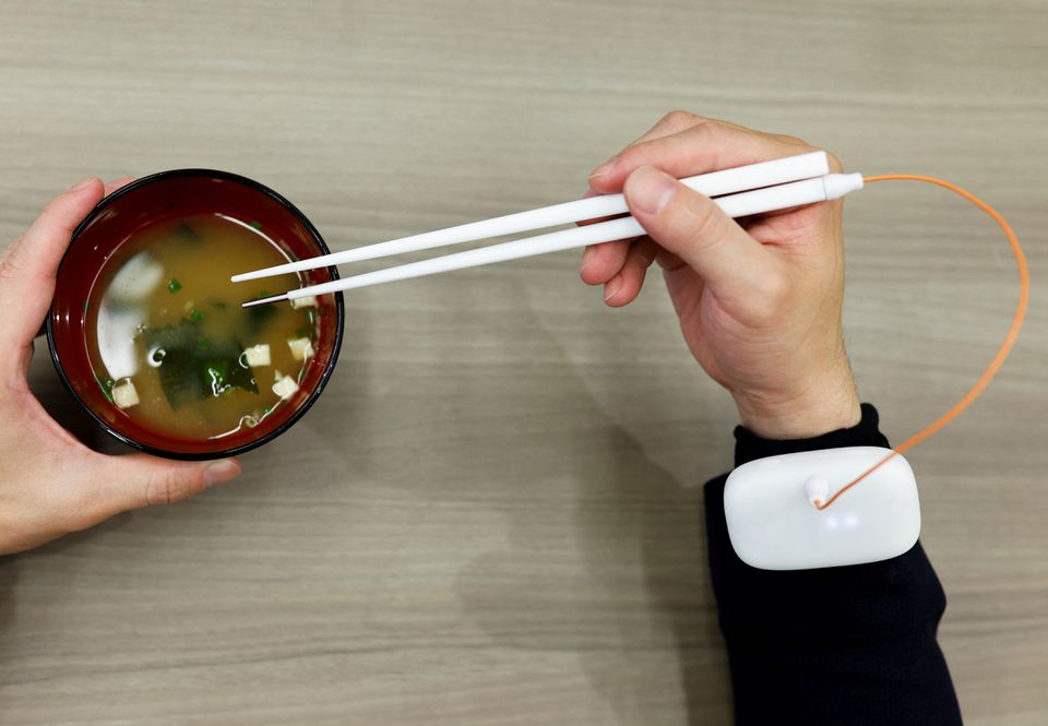 Japan researchers develop electric chopsticks to enhance salty taste