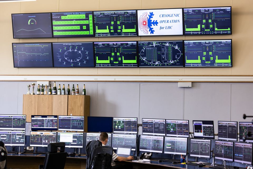 A man works in the European Organization for Nuclear Research (CERN) Control Centre in Meyrin near Geneva, Switzerland, April 13, 2022. Photo: Reuters