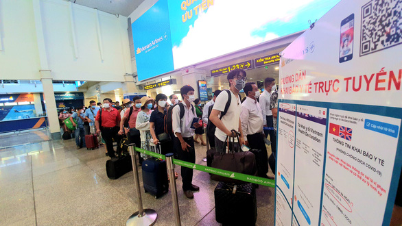 Ho Chi Minh City proposes suspending airport health declaration for foreign arrivals