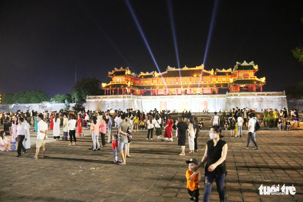 Night street zone launched in Vietnam’s Hue Imperial Citadel