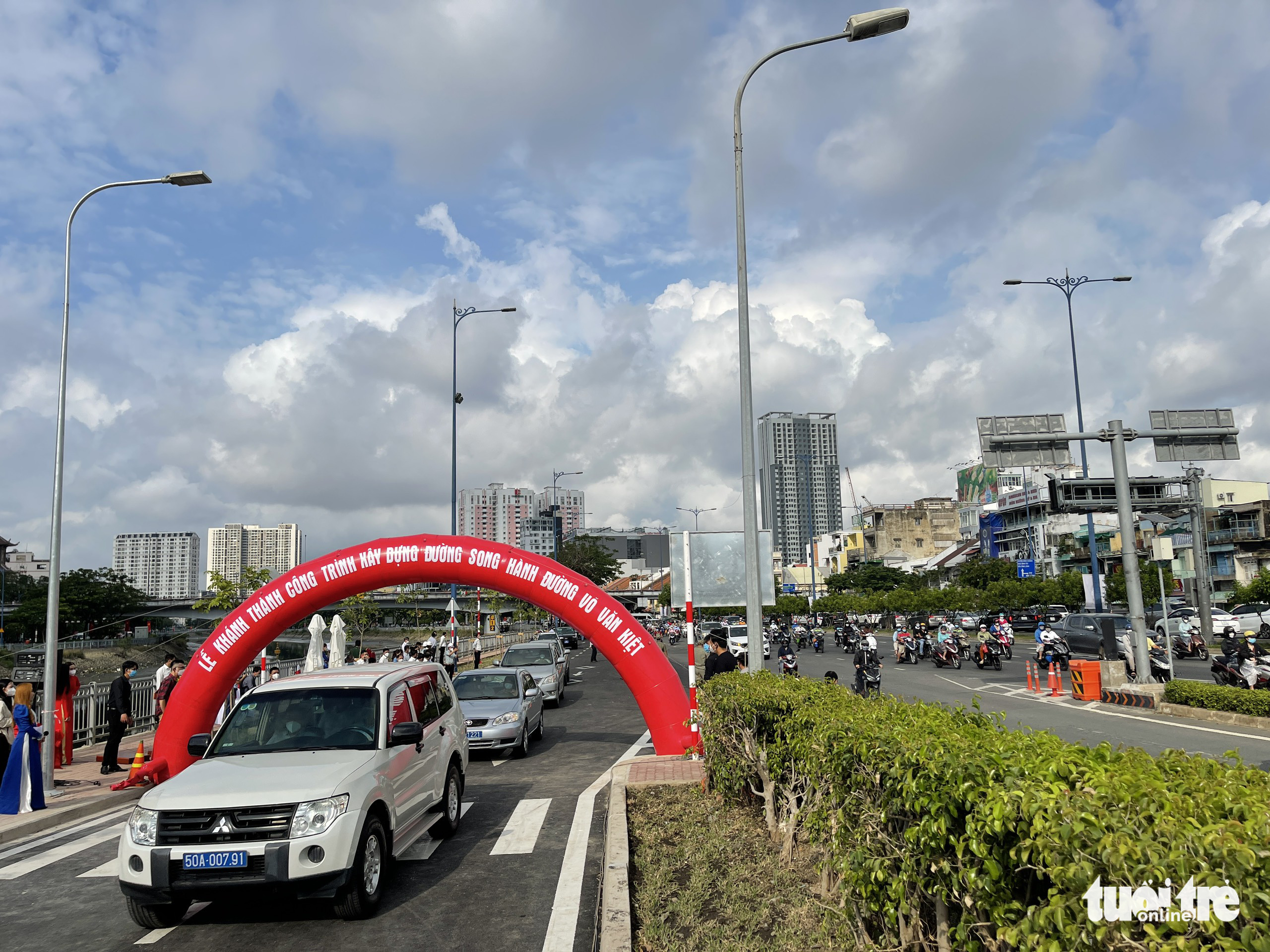 The inauguration of the street running parallel to Vo Van Kiet Avenue in District 1, Ho Chi Minh City, April 26, 2022. Photo: Le Phan / Tuoi Tre