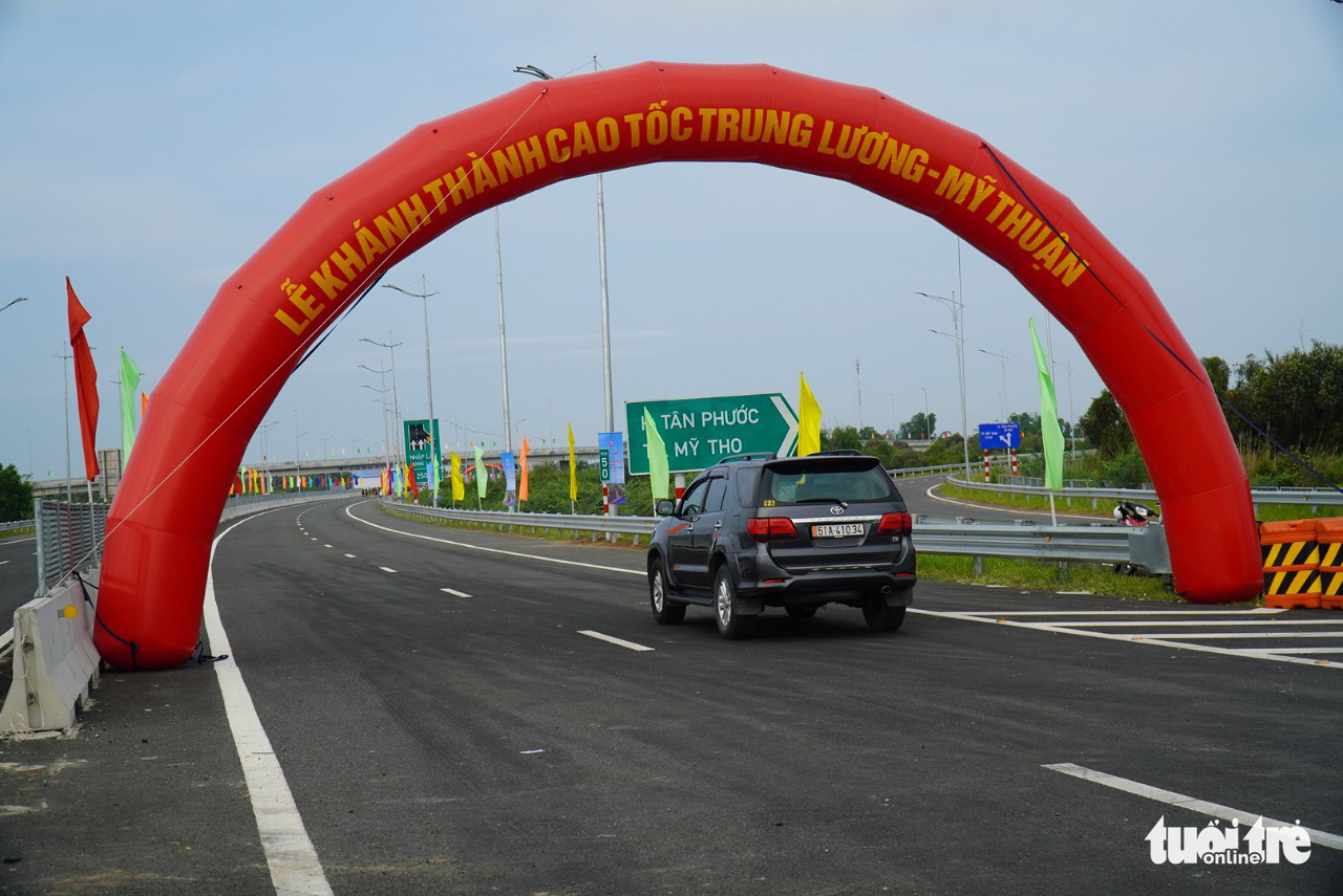 Vietnam inaugurates $548mn expressway after 13 years of construction