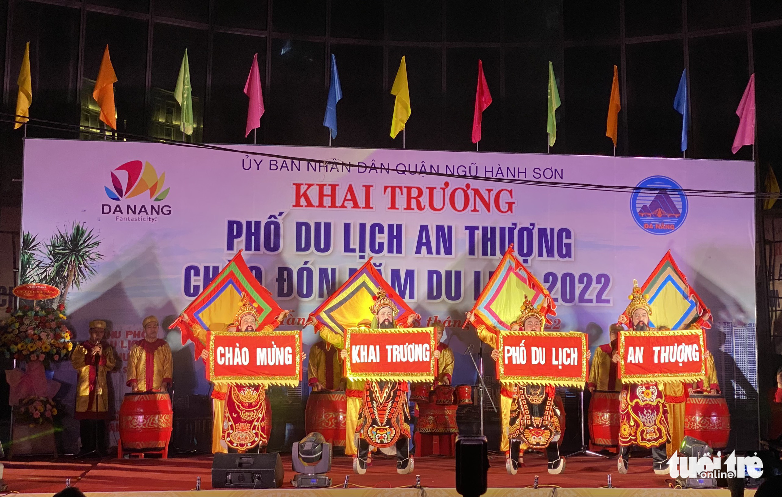 The inauguration of An Thuong night street in Ngu Hanh Son District, Da Nang, April 28, 2022. Photo: Anh Huy / Tuoi Tre