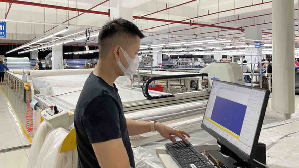 Vietnamese firms in trouble due to dearth of material imports from China
