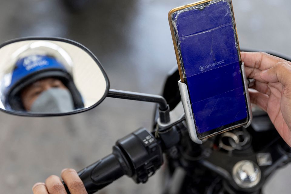 Philippine consumers use app to counter record retail fuel prices