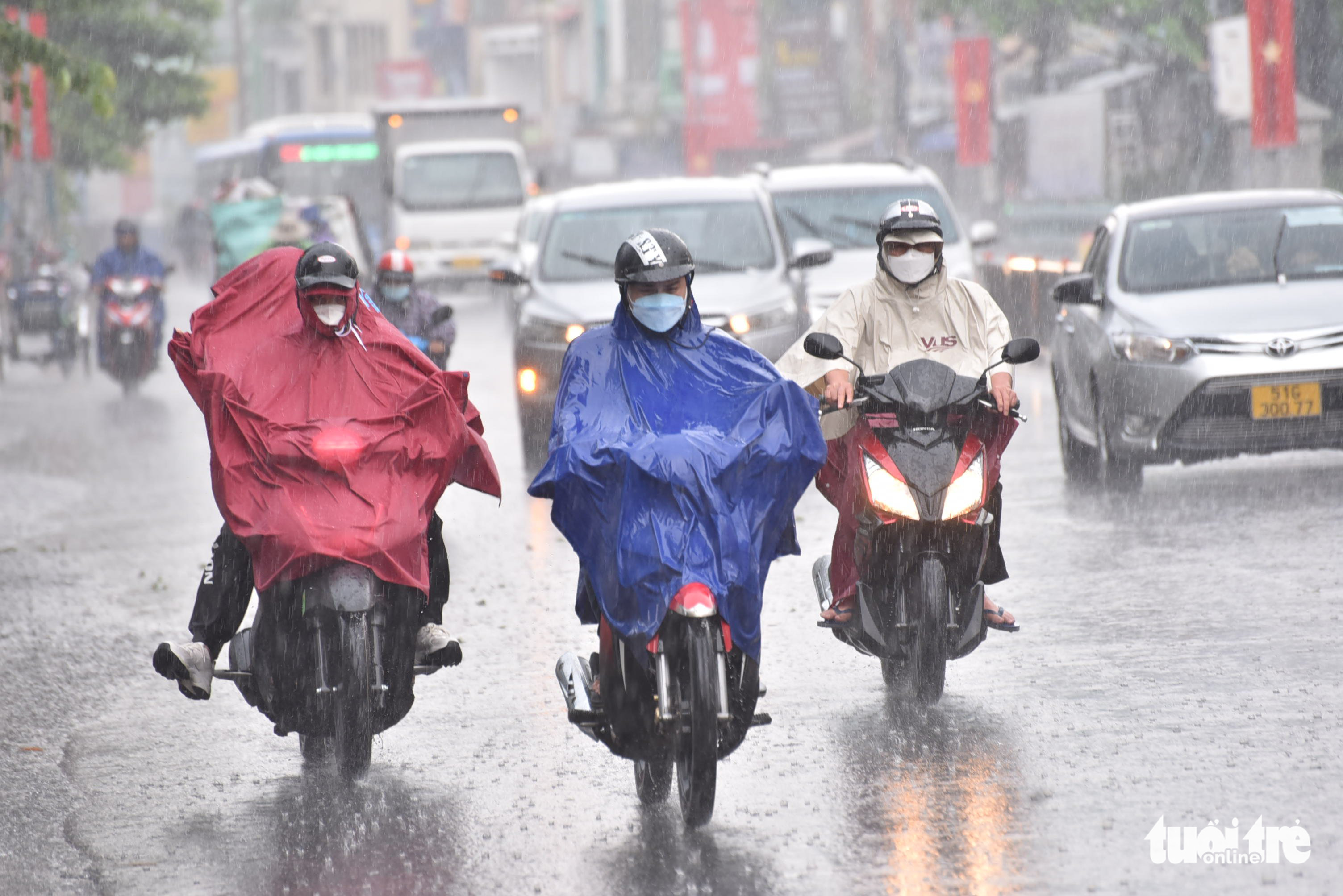 Cold front to bring downpours to northern Vietnam, rain to decrease in south