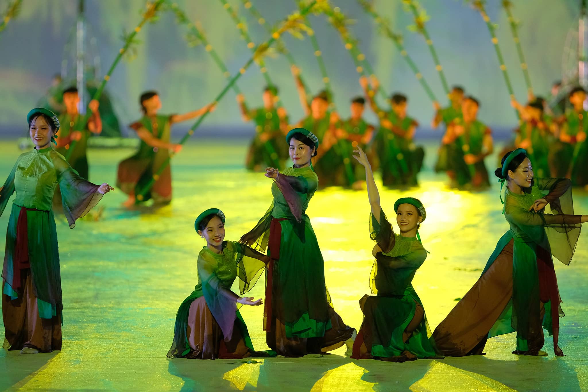 Artists demonstrate a performance during the opening ceremony of the 31st Southeast Asian (SEA) Games at My Dinh National Stadium in Hanoi, Vietnam, May 12, 2022. Photo: Nam Tran / Tuoi Tre