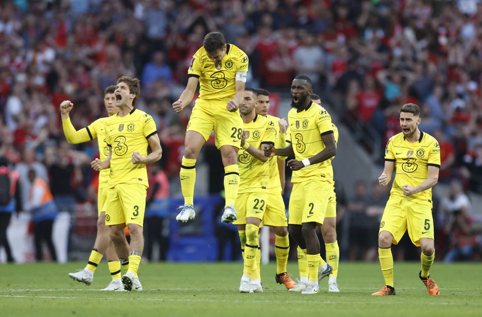Soccer Football - FA Cup - Final - Chelsea v Liverpool - Wembley Stadium, London, Britain - May 14, 2022 Chelsea players react after Liverpool's Sadio Mane misses a penalty during the shoot-out. Photo: Action Images via Reuters