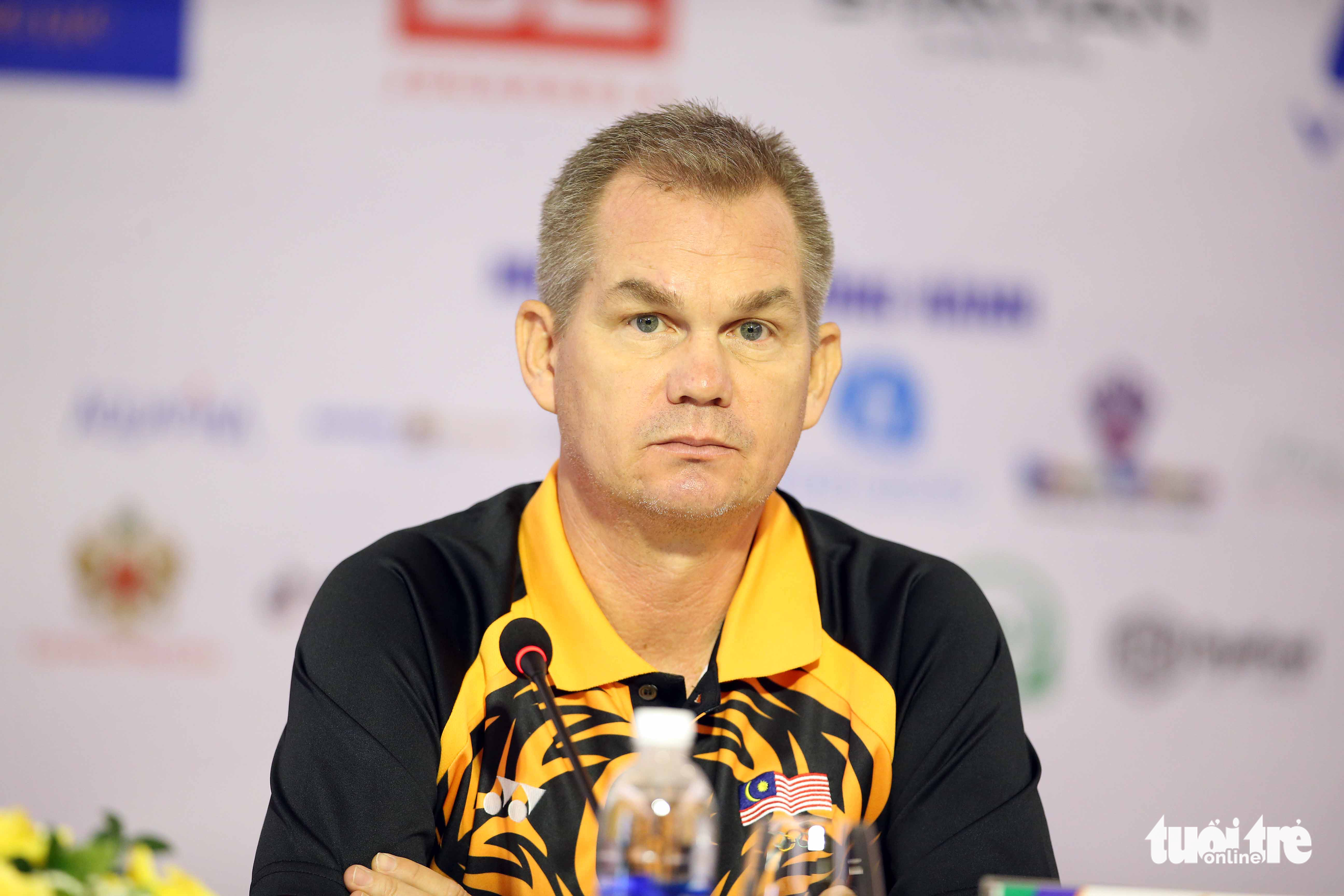 Malaysia head coach Brad Maloney attends a press conference before their men’s football semifinal against Vietnam at the 31st Southeast Asian (SEA) Games in Phu Tho Province, May 18, 2022. Photo: N. K. / Tuoi Tre