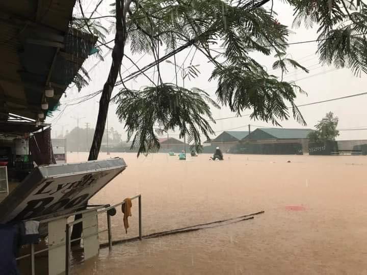 Downpours submerge multiple locations in northern Vietnam